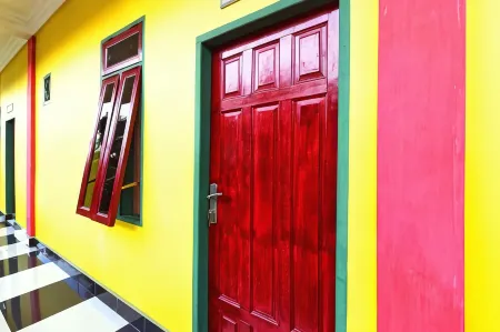 Hotel Rembulan Отели в г. Serdang Bedagai Regency