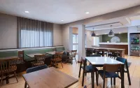 聖安東尼奧市中心/市場廣場萬楓飯店及套房 - 停車場