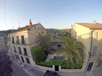 Maison Carles Bnb - Bed and Breakfasts