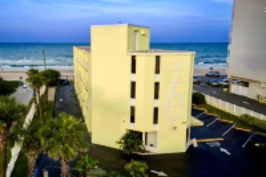 Sugar Sands - Ocean Front at Symphony Beach Club !