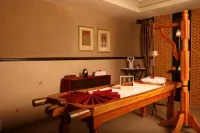 瑪內薩爾鄉村傳統水療度假村-古爾岡 - SPA