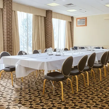 Park Inn by Radisson Sharon