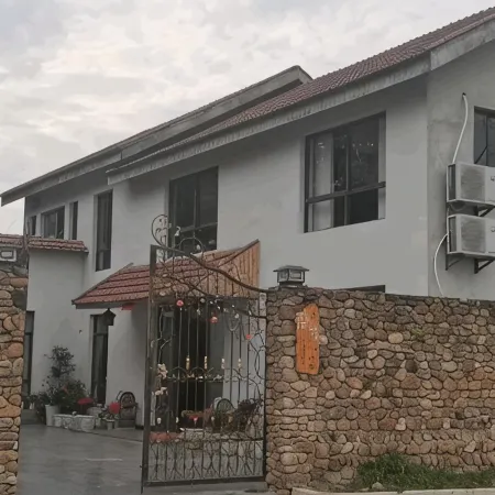 Chizhou Wujia Courtyard