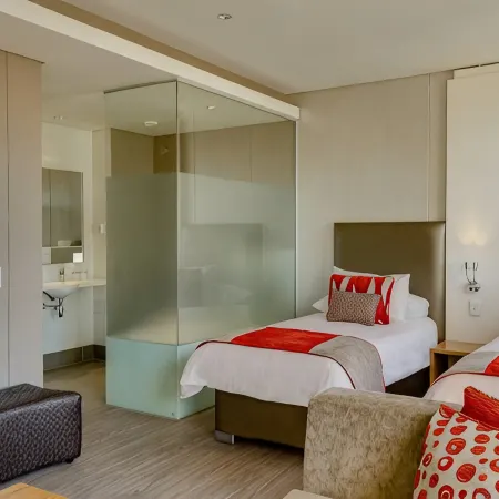 Protea Hotel Cape Town Waterfront Breakwater Lodge Отели рядом с достопримечательностью «Стадион «Кейптаун»»