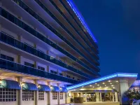 Ocean Sky Hotel & Resort Hotels near Vista Park
