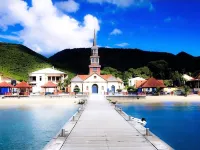 Lodge Traditionnel et sa Piscine vue mer des Caraïbes Hoteles en Les Anses d'Arlet