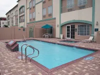 La Quinta Inn & Suites by Wyndham Mission at West McAllen - Pools