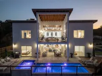 Lux Oceanview: Private Pickleball, Pool, Spa Tub, Water Sports & Concierge -  Ferienhäuser