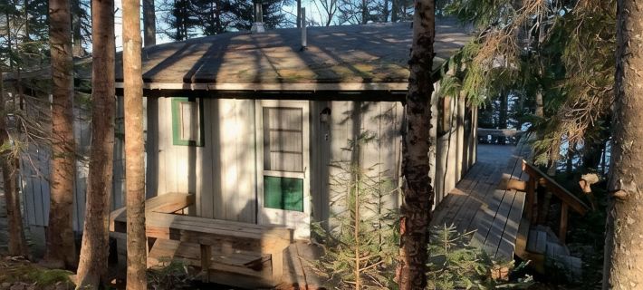 Driftwood Cottage-on the shore overlooking BassHbr 󰀃 Hotels in Tremont