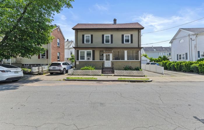 Totally Renovated 3Br Apartment