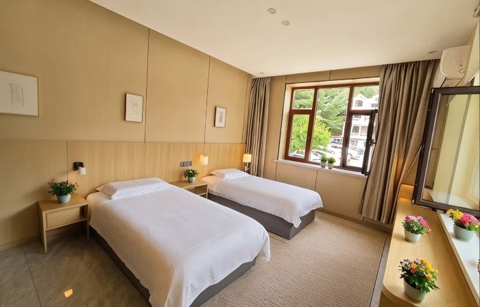 Yichun Jinshan Luyuan Xiaolu Homestay