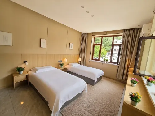 Yichun Jinshan Luyuan Xiaolu Homestay - 2-Star