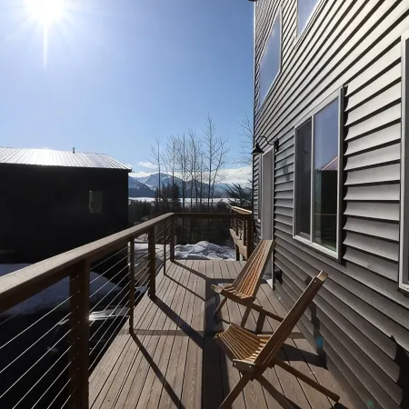 Lupine Lodge with Mountain Views