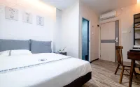 Lees Hotel - 2성급