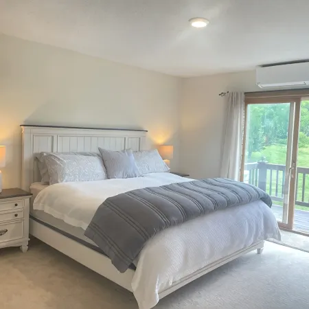 Family Paradise: White Mountains Summer Retreat