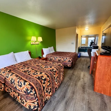Cloverleaf Motel Richmond Near Turnpike
