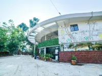 Ocean White Sands Resort & Spa Hotels in Varca