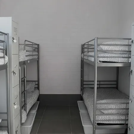 Perth City Backpackers Hostel - note - Valid passport required to check in