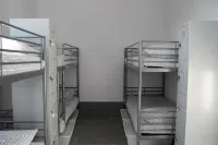Perth City Backpackers Hostel - note - Valid passport required to check in