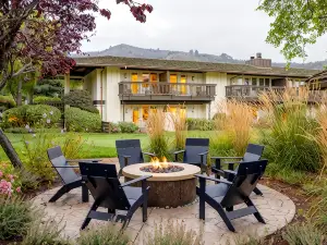 The Quail Lodge