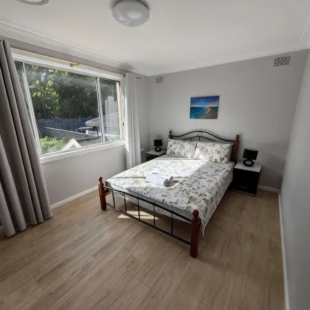 Sydney Golden Swan Holiday house with Pool, Spa, Game Room,150Inch Projector and Smart House