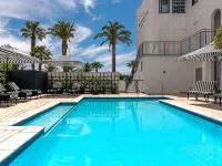 The Winchester Hotel by Newmark - Beach