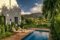 Leeu Estates - Infinity Pools
