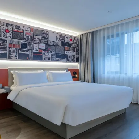 Ibis Hotel (Quzhou Railway Station Sanqu Road)
