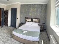 Vois Hotel Bostanci & Spa Hotels near Hilltown Avm