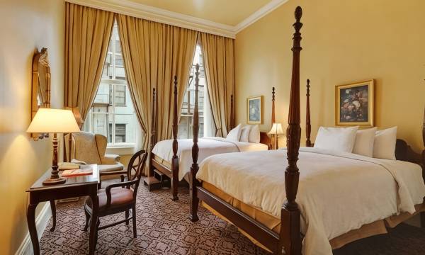 Pelham Hotel