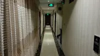 Yongren Hongyuan Hotel - parkir