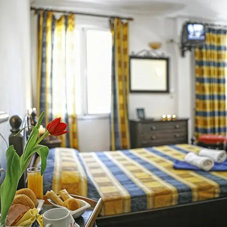 Hotel Galaxias