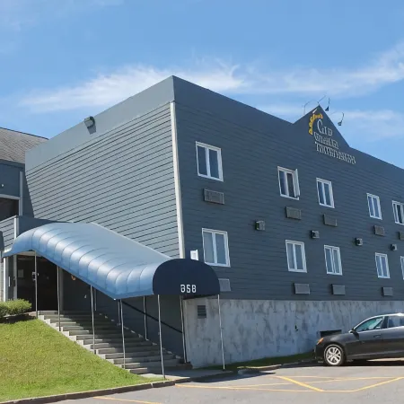 Condos Vacances Msa - Incluant Piscine et Spas extérieurs chauffés à l'Année!!