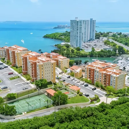 Airy Ocean View Corner Condo at Peña Mar Ocean Club