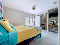 Wonderful Canal Front Condo on Lbk! Bring Your Boat!Cabana Beach Club Unit 11.