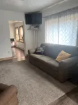 The Sunny Side! Convenient and Sleeps 6!