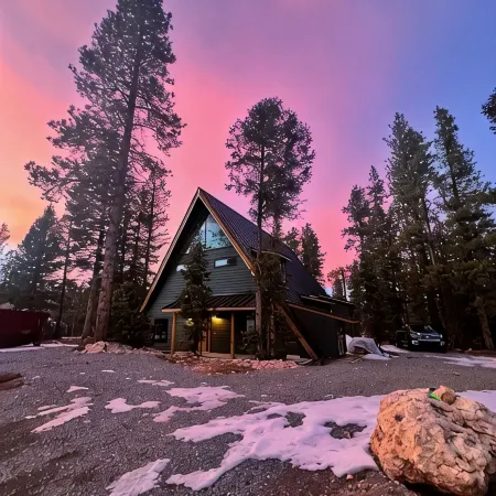 Nightshade Pines A-Frame Отели в г. Кейн Каунти