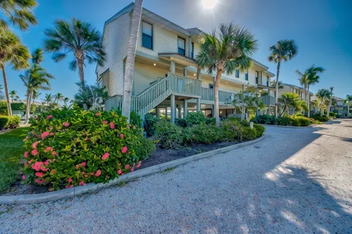 Waterfront condo with easy water access to world class fishing and sightseeing.