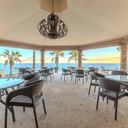 Peaceful and Spacious Villa Just Steps from the Beach!