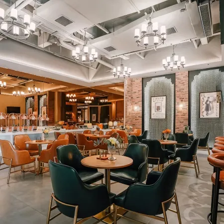 James Joyce Coffetel Tai'an High-speed Railway Station