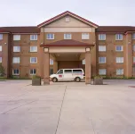 Woodlands Inn & Suites