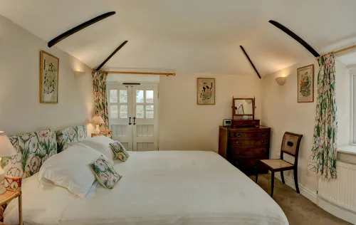 Delightful Barn Conversion in village beneath the beautiful Quantock Hills AONB - 홈스테이