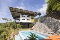 Fantastic Whale's Tail View, Private, Modern Villa with Pool & River Access - Villas