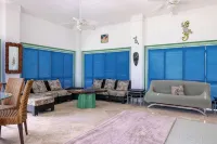 Rum& Little Barron Villa: Your North Side Haven-Beach, Ocean, Garden Views!