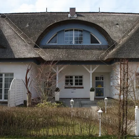 Wellness Residence Störtebeker Whg 11 Отели в г. Цингст