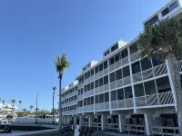 Captiva Island Bayside Villas 1 Bed 2 Bath sleep 4 Hotels in Captiva