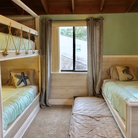 Steps to Ocean, Giant HotTub, Backyard Oasis, Grill, Bikes,Built-in Bunks, Large