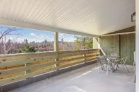 The Lake View Outside Traverse CitySleeps 4, Sleeping Bear Dunes short drive