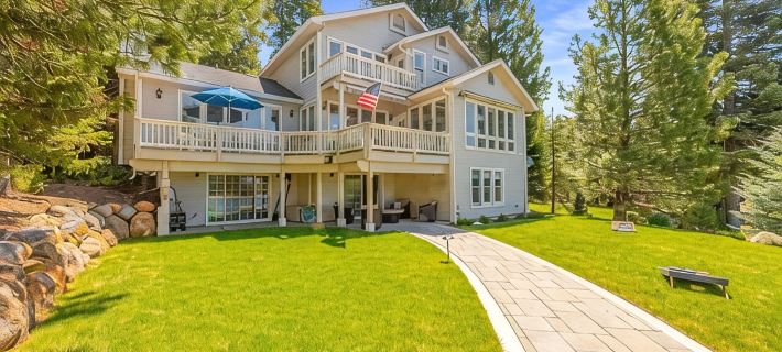 West Shore Lakefront Luxury Estate!  Kayaks, Dock/Buoys, Exceptional Views!!! Отели в г. Пламас Каунти