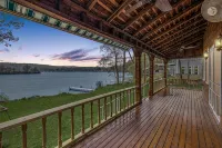 Escape to your lakeside paradise
